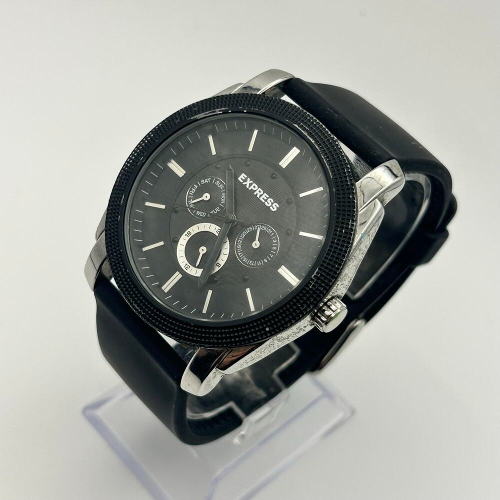 Express Black Silver St. Steel Men’s Analog Watch Working New battery
